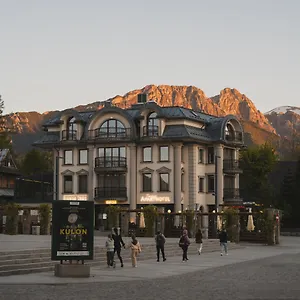 4* Aparthotel Cristina